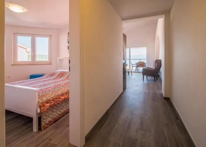 Zoe * Vrbnik (Primorje-Gorski Kotar)